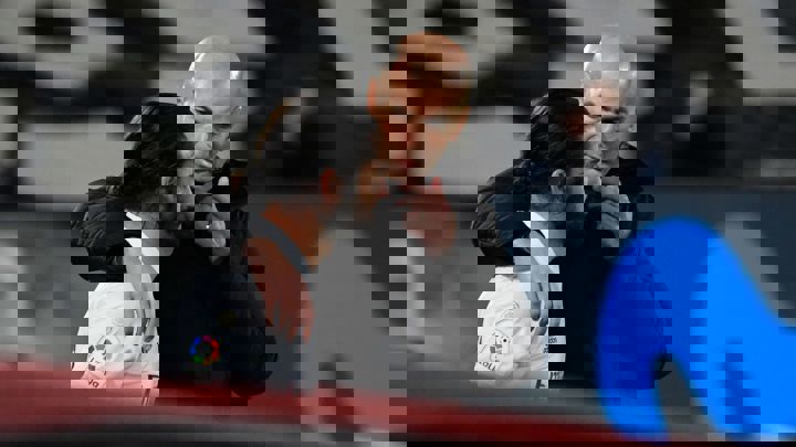 1557848