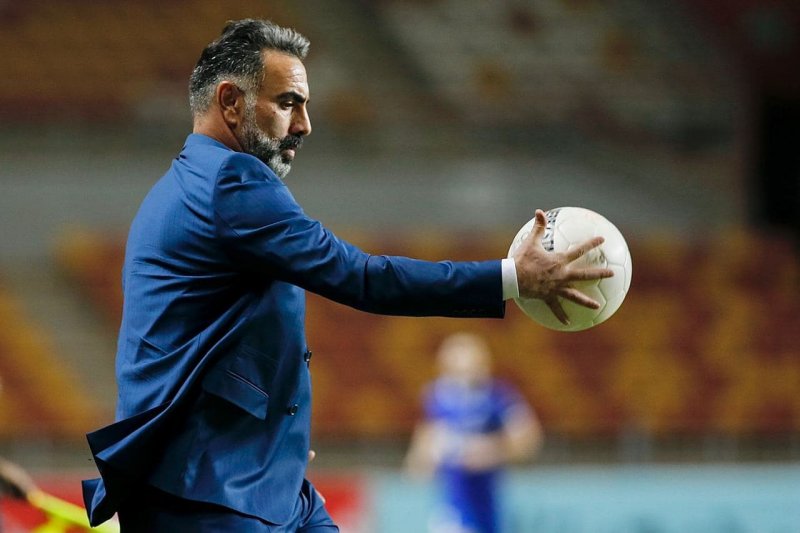 فکری خواهان اخراج مدافع گل گهر شد