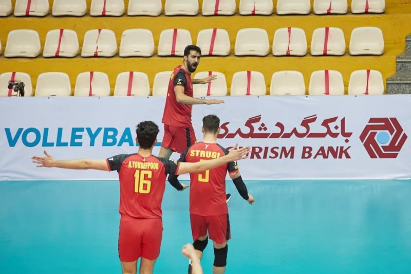 لیگ والیبال؛ شکست غیرمنتظره قهرمان نیمفصل