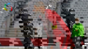 خروج اجباری ستاره تراکتور از زمین (عکس)