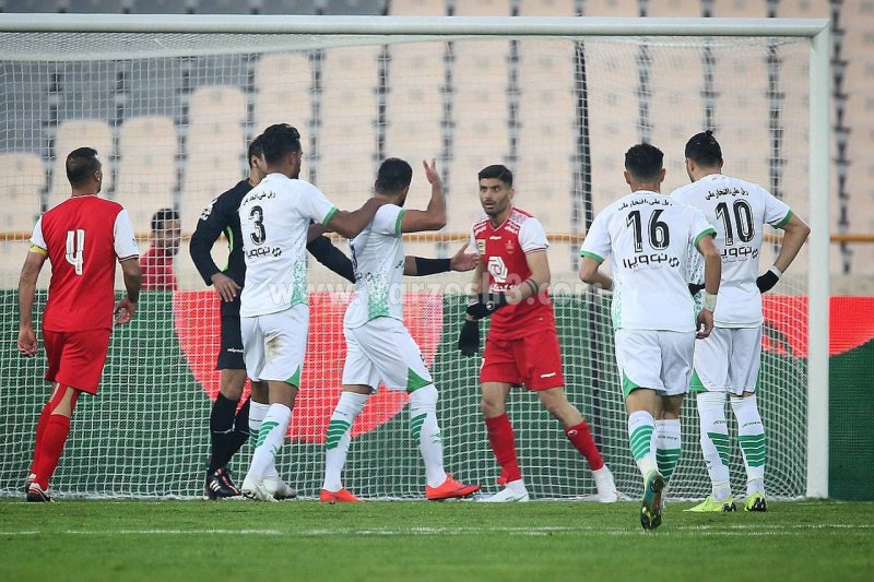 آغاز جنجالهای پرسپولیس- ذوب با این ضربه(عکس)