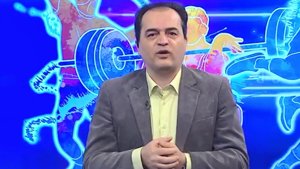 گزارشگر محبوب در حلقه بازیکنان تیم ملی