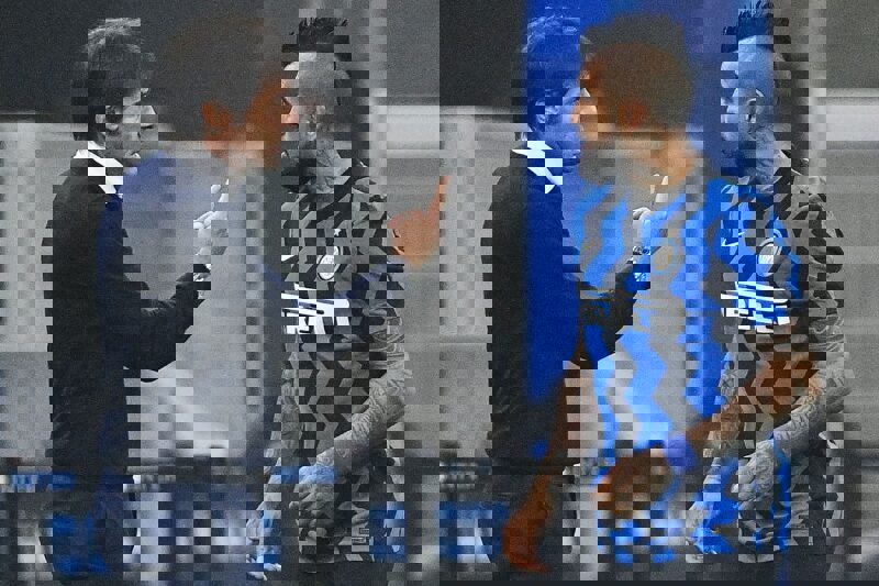 1559168