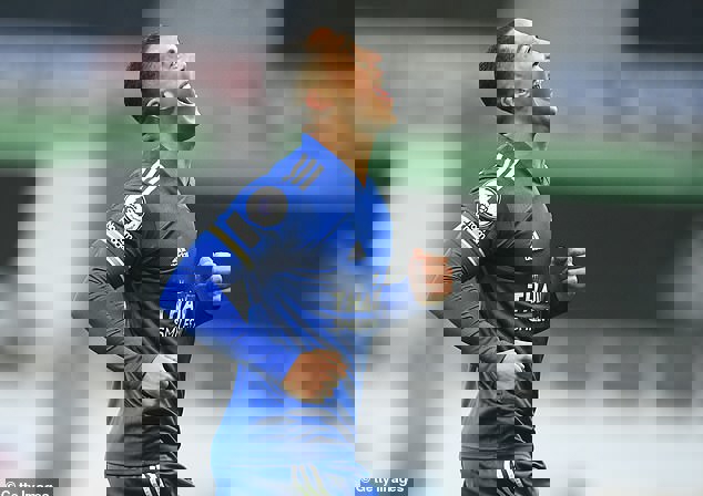 1559214