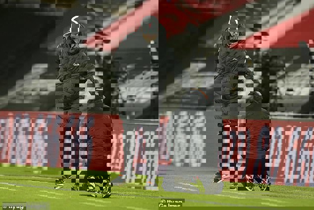1559707