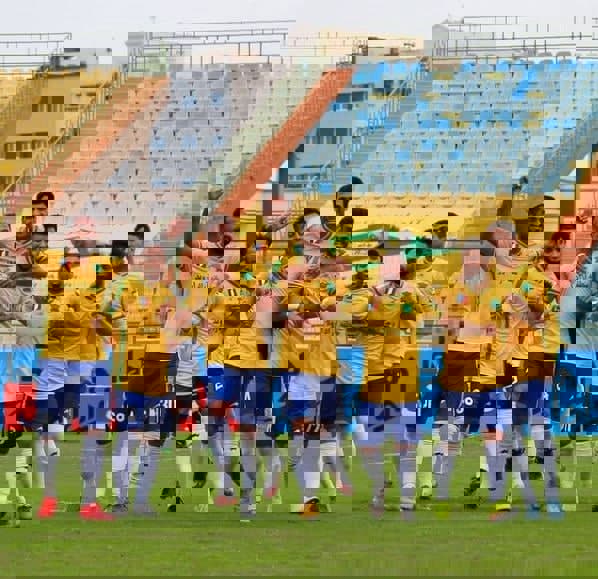 نفت آبادان در انتظار حل شدن مشکلات مالی