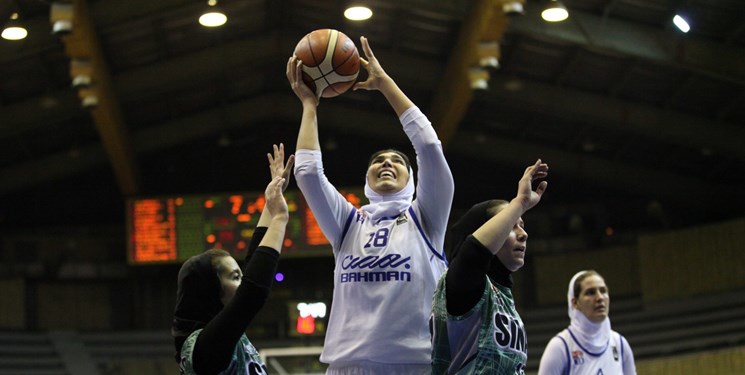 نارسینا همچنان بدون باخت