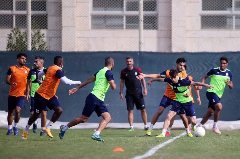 قرمزهای اهواز آماده دیدار حساس هفته (عکس)