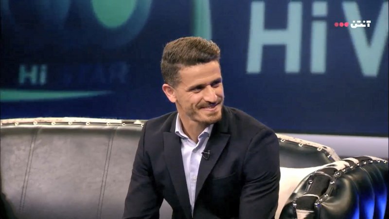 وریا: دوست دارم جای نوید محمدزاده باشم