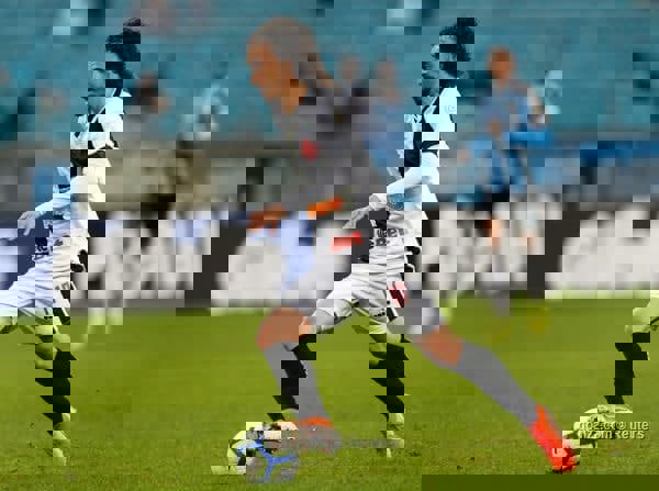 تست کرونایی که بین دو نیمه مثبت شد!