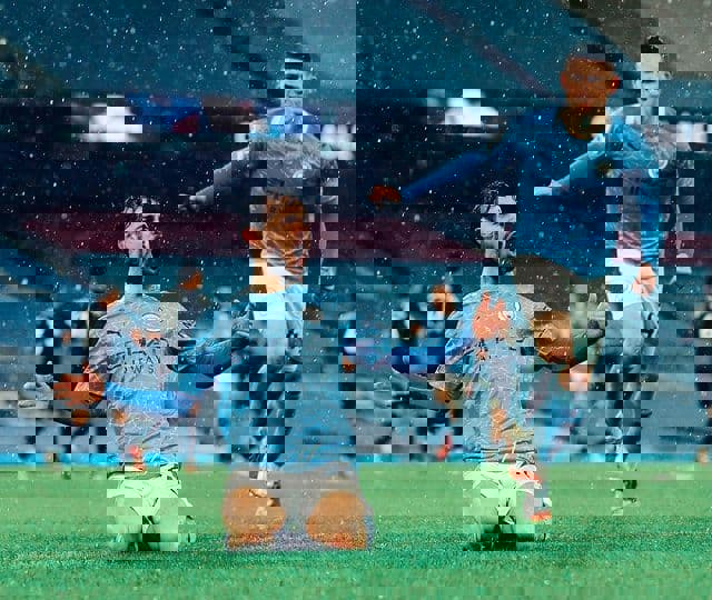 1564466