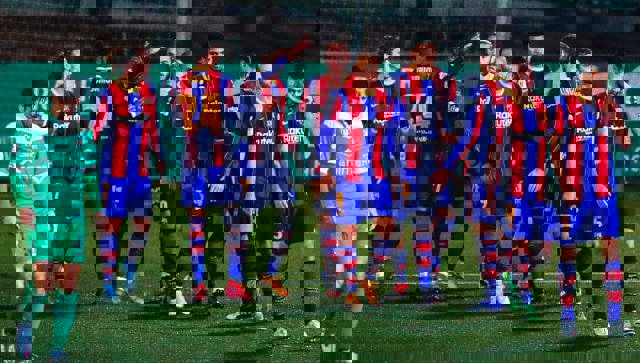 1564738