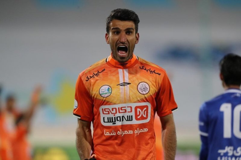 ماهینی: توپهای ما برابر پرسپولیس گل نشد