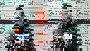  نکونام: راهی جز بردن نداشتیم