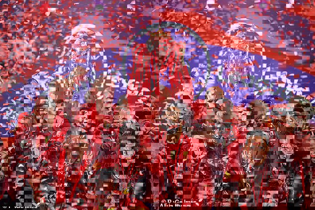 1566293