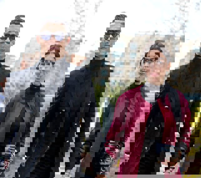 1566909