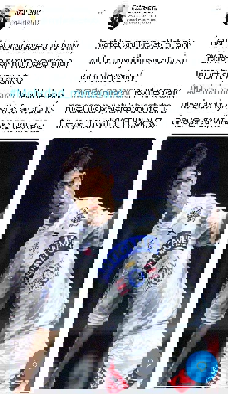 1566923