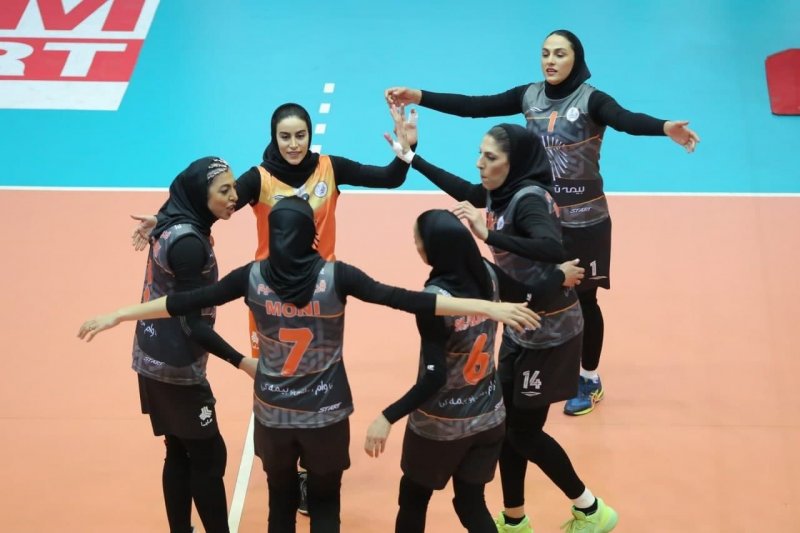 تیم ملی والیبال بانوان واکسینه شد