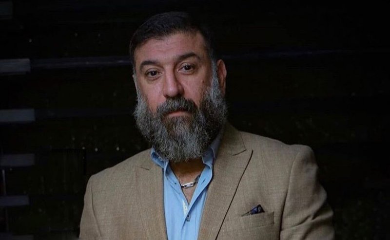 انصاریان: من را کنار پدرم خاک کنید