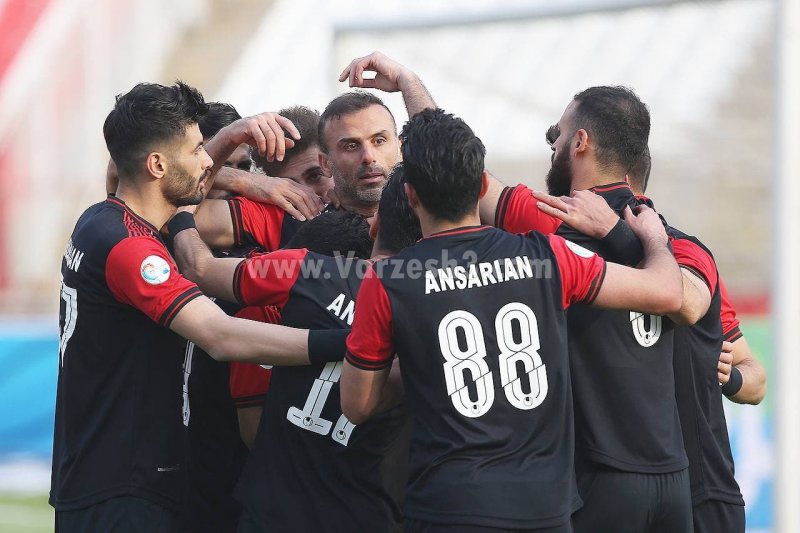 پرسپولیس و یحیی در یک قدمی صدر جدول