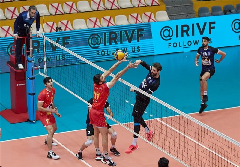 تلاش 4 تیم برای 2 سهمیه پلیآف