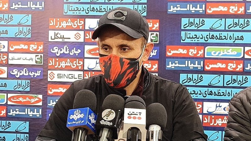 گلمحمدی: ترابی مشکلی برای بازی فردا ندارد