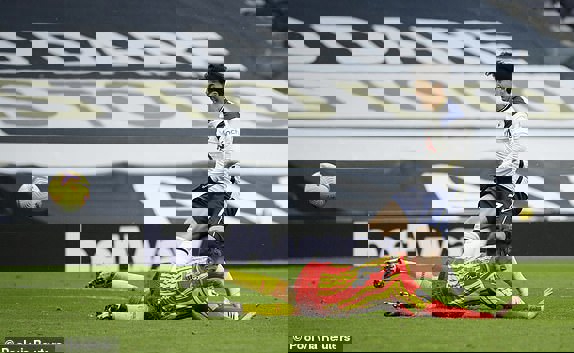 1570270
