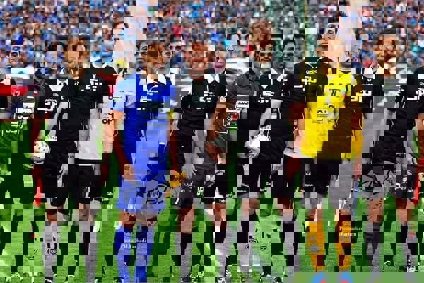 استقلال-سپاهان، به یاد هدیه دادن بازوبند به محرم