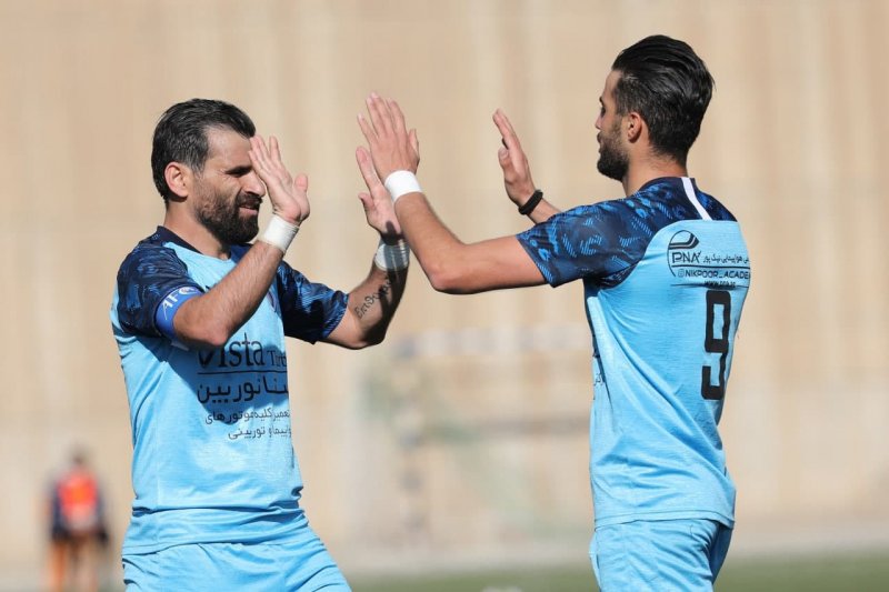 لیگ 2؛ ویستا توربین و نفت امیدیه در صدر