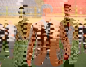 ساکت  فقط توسط  بنیادی فر اخراج می‌شود!