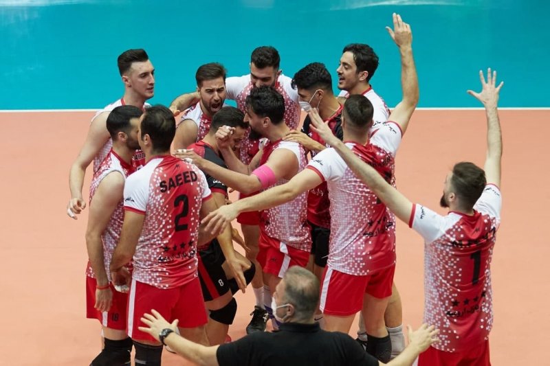 لیگ والیبال؛ صدرنشین باخت، ارومیه دوم شد