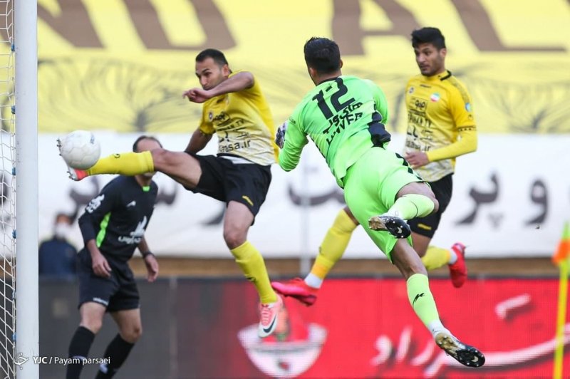 آنالیز: چرا استقلال مقابل سپاهان وا داد؟ 