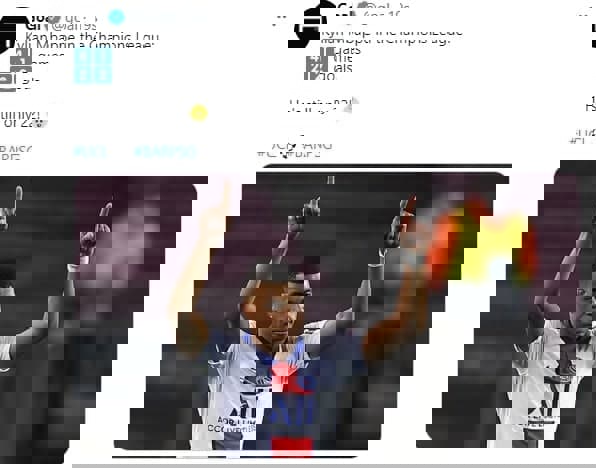 1573382