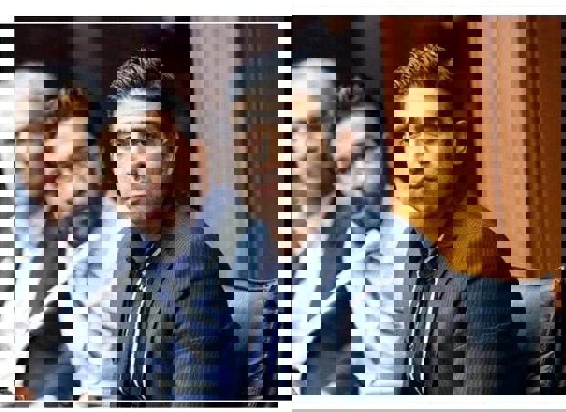 قهرمانی را به روح بابادی تقدیم میکنیم