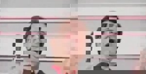 حرکت شگفت انگیز علیفر در برنامه زنده