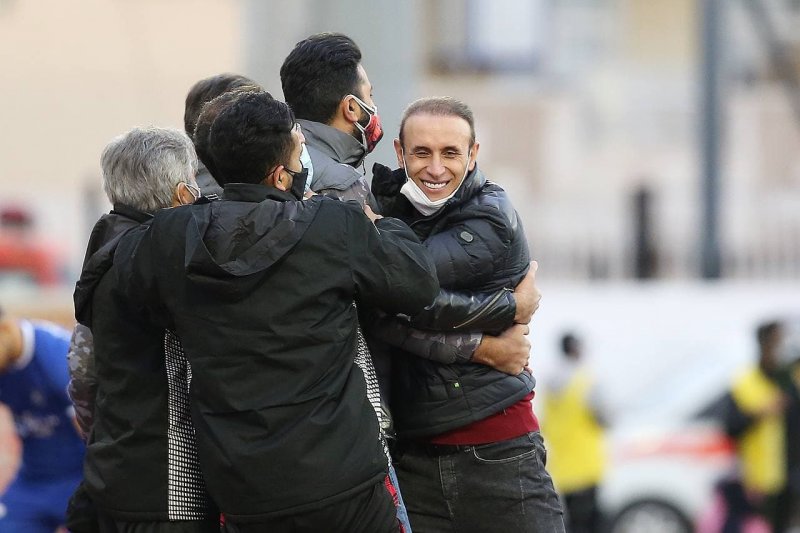 قهرمانی نیمفصل، مزد سازشپذیری یحیی و دوستان