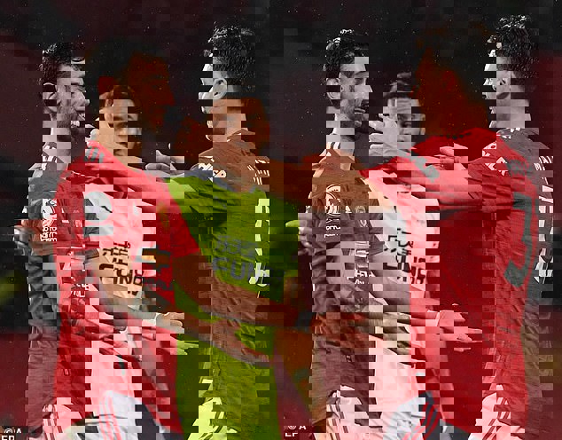 1575150
