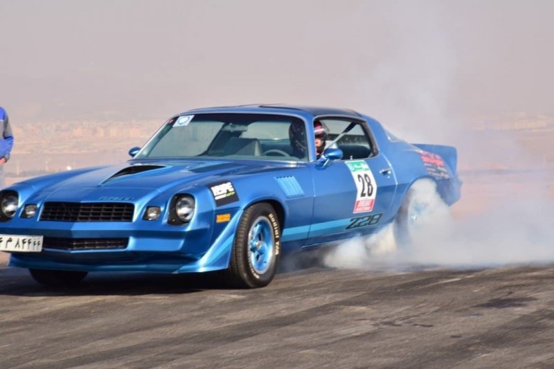 غرش غولها در درگ 400 متر