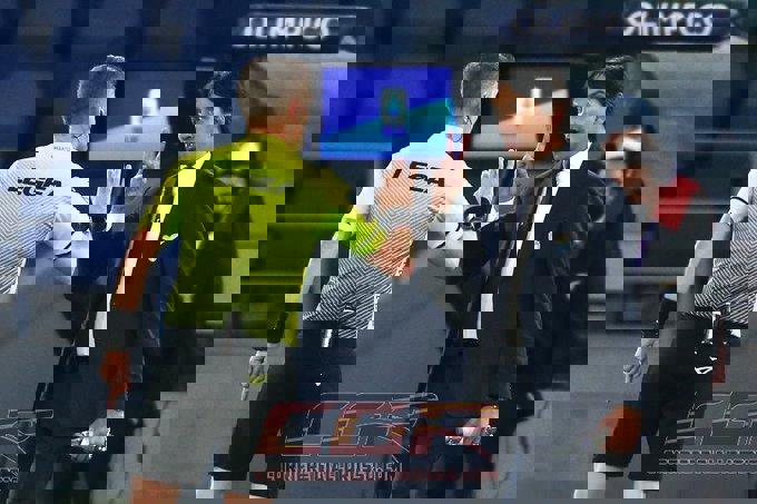 1575739