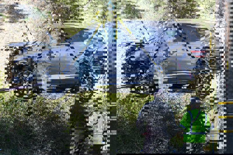 1575771