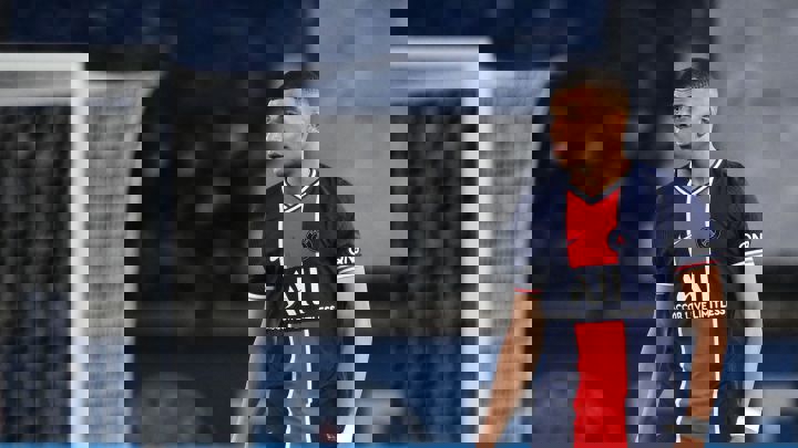 1575830