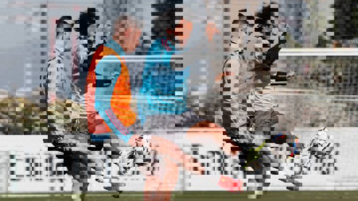 1576732