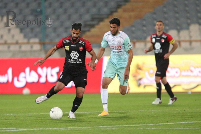 کنعانیزادگان در نقش گلساز بازی رفت برابر نفت