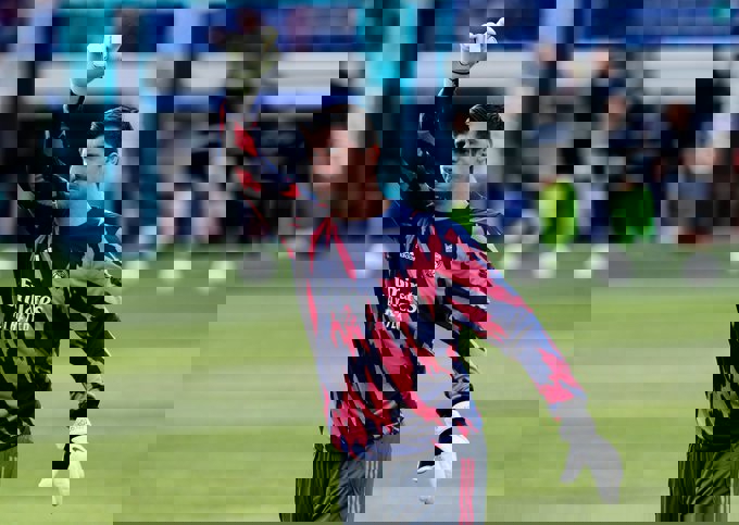 1577787