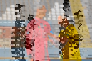 کاپیتان جدید سپاهان با پیراهن زرشکی