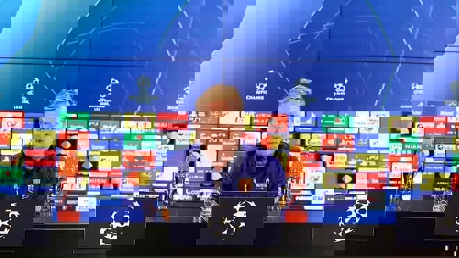1580907