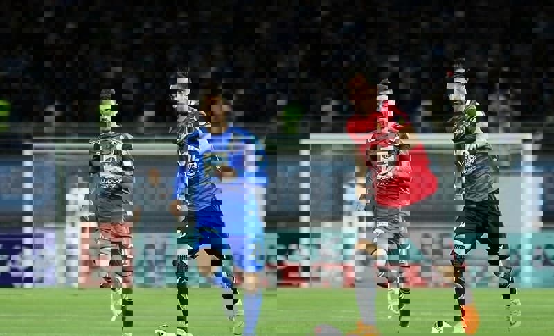 پدیده منتظر پیامک واریز توسط استقلال