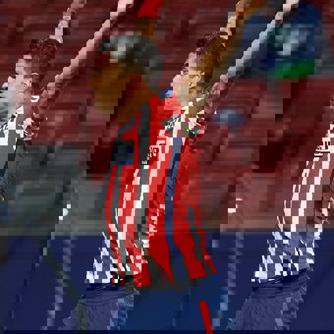 1584176