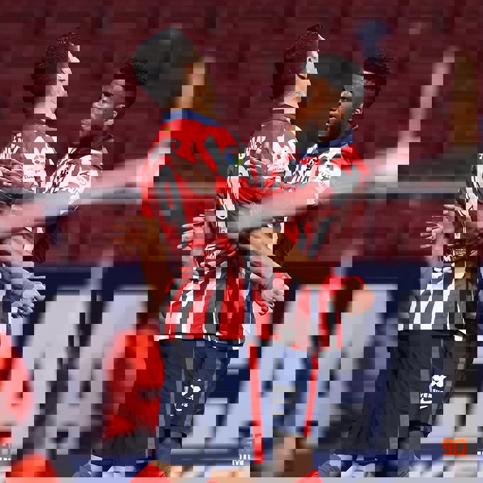 1584177