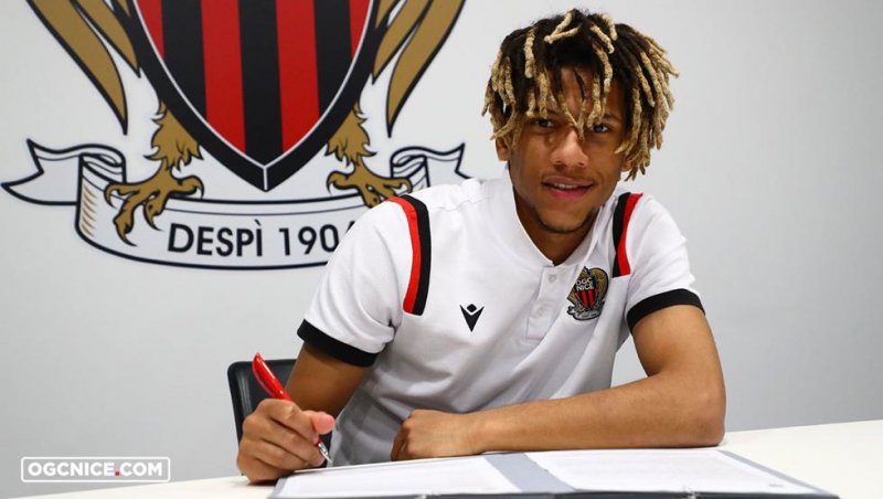 بازی در سدان را به ذخیره بودن در بارسا ترجیح میدهم